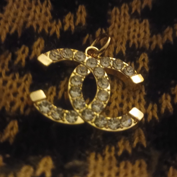 Authentic CHANEL COCO Rhinestone Gold Tone (NWOT) - Picture 1 of 16
